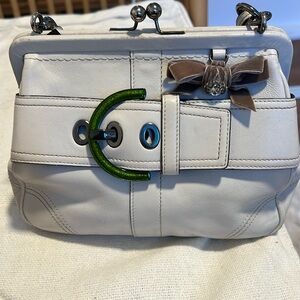 Vintage Coach LE Kisslock Soho Framed Leather Mini Satchel / Style #8A12